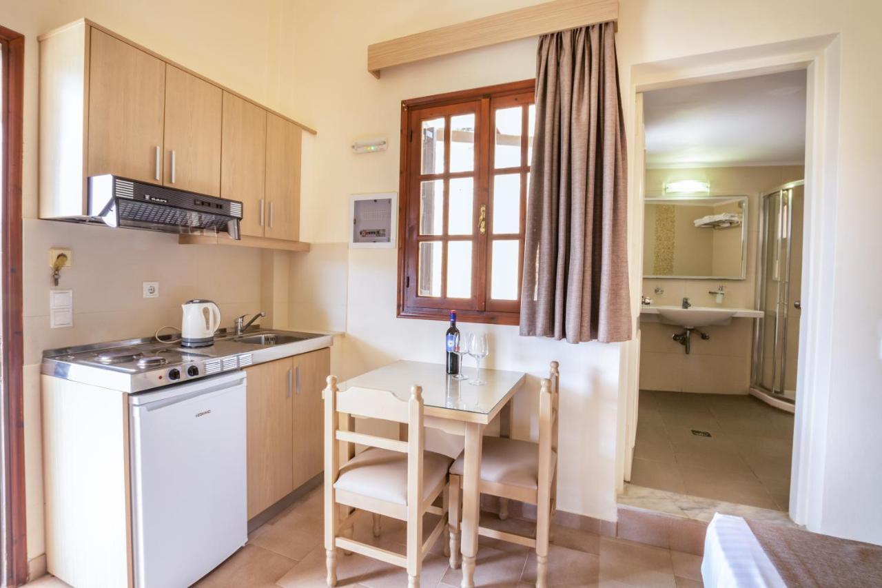 Aphrodite Luxury Studios & Apartments Karpathos Ngoại thất bức ảnh