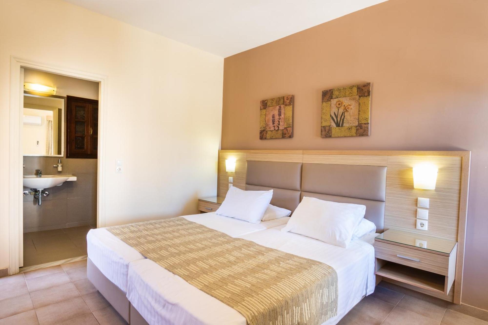 Aphrodite Luxury Studios & Apartments Karpathos Ngoại thất bức ảnh