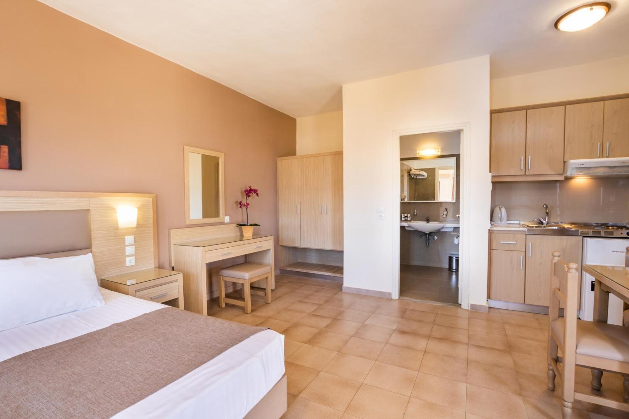 Aphrodite Luxury Studios & Apartments Karpathos Ngoại thất bức ảnh